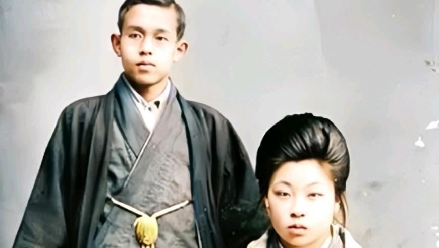 2025澳门资料大,美媒:特朗普赦免特朗普,权威独家讨论与热门话题_云端版V15.13